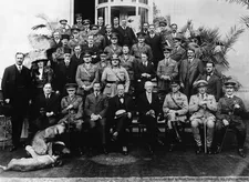 Gertrude Bell and friends at the 1921 Cairo Conference
